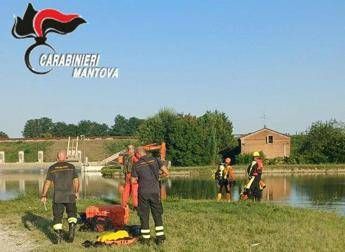 Mantova, 24enne disperso dopo tuffo in bacino idrico: ricerche in corso
