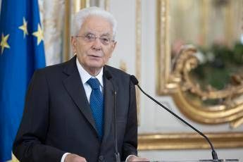 Mattarella: “Nostro tempo segnato dalle guerre, giovani siano costruttori di pace”