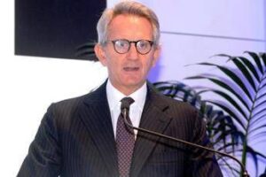 Mediobanca, assemblea boccia ops su Banca Generali
