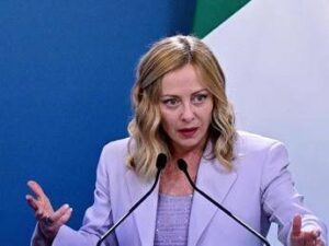 Meloni: “Promozione Fitch conferma che percorso del governo è giusto”