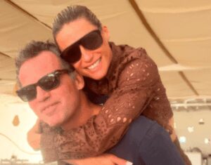 Michelle Hunziker e Nino Tronchetti Provera, baci e regali ad alta quota