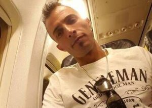 Non si ferma all’alt e si schianta: chi era Eugenio Frasca, ristoratore morto a Marina di Massa