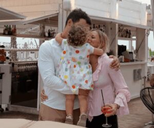 Pellegrini ‘festeggia’ la fine dell’estate: “E come siamo sopravvissuti ai figli…”