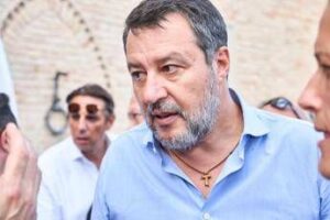 Salvini vs von der Leyen: “Vertice Putin-Trump? Lei può portare solo da bere…”