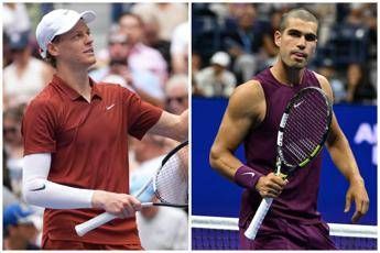 Sinner e il nuovo look di Alcaraz: “A lui sta bene tutto, ma non mi raserò mai”