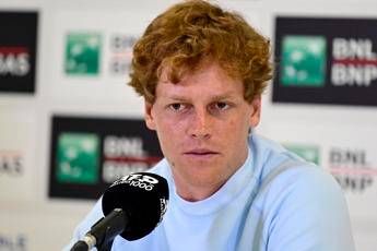 Sinner e il team: “Giusto lavorare ancora con Ferrara”