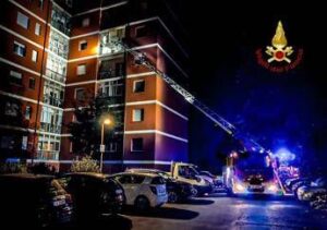 Torino, incendio in un appartamento: un morto