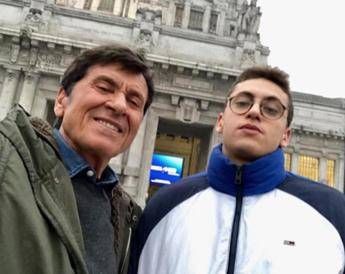 Tredici Pietro compie 28 anni, Gianni Morandi: “Sono orgoglioso di quello che sei”