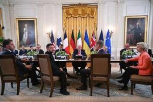 Ucraina-Russia, Macron: “Per vertice Putin-Zelensky vorrei Ginevra”. Italia favorevole