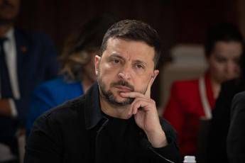 Ucraina, Zelensky: “Droni russi in Polonia e Romania, guerra si allarga”