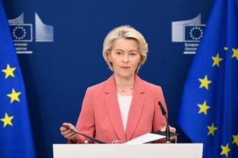 Ucraina, von der Leyen: “Europa ha piano per invio truppe, accordo con Usa”