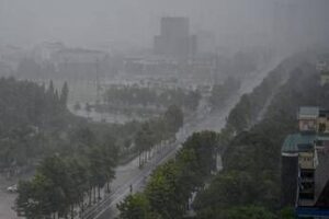 Vietnam, tifone Kajiki si avvicina alla costa: evacuate oltre 325mila persone