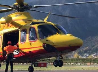 Alpinista precipita per 80 metri e muore sulle Torri di Neva