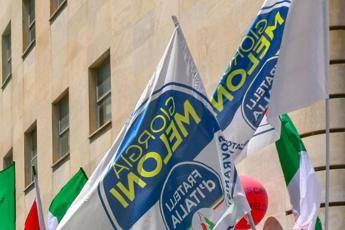 Centrodestra cresce, Fratelli d’Italia primo partito: il rapporto Vis Factor