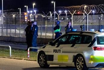 Droni avvistati negli aeroporti di Copenaghen e Oslo, scali chiusi e poi riaperti dopo ore. Zelensky: “E’ stata la Russia”