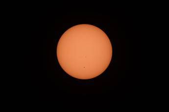 Eclissi totale in Italia, stanotte è attesa la ‘Luna rossa’