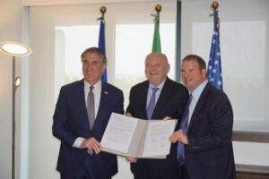 Energia, dichiarazione Italia-Usa: “Ruolo vitale del Gnl americano”