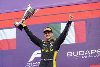 Fornaroli: “Sogno la Formula 1, ma prima il trionfo in F2. Verstappen idolo, Rossi un esempio”