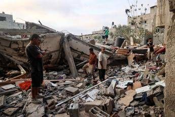 Gaza, “40 persone uccise da stamattina”. Hamas: “Da mediatori nessuna nuova proposta”