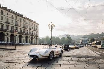 Il Giro Automobilistico d’Italia torna sulle strade: icone a motore tra storia, eleganza e passione