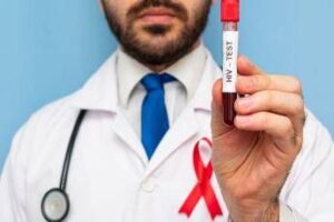 Infezioni sessuali crescono tra i giovani, esperti Spallanzani incontrano studenti