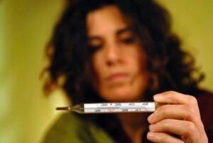 Influenza, Ordini medici: “Feste più a rischio, scambio auguri con giusta attenzione”