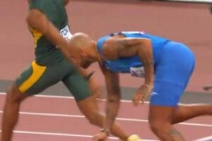 Jacobs urtato durante la 4×100, ora il ricorso? Cos’è successo ai Mondiali di atletica