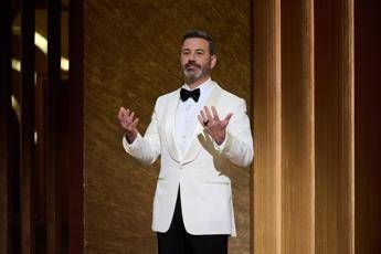Jimmy Kimmel, altri guai in vista? “Deve dare soldi a famiglia Kirk”
