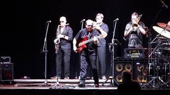 LEG Live Emotion Group: il successo dei Level 42 a Pisa e la strategia che unisce musica e cultura