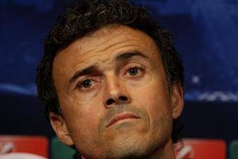 Luis Enrique cade dalla bici, allenatore Psg si rompe clavicola