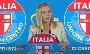 Meloni: “Odio e violenza politica stanno tornando, noi accusati da chi festeggia la morte di Kirk”