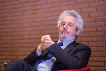 Nicola Piovani: “Basta sottofondo musicale nei locali, bollino per quelli free”