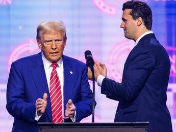 Omicidio di Charlie Kirk, l’annuncio di Trump: “Arrestato il killer, spero lo condannino a morte”