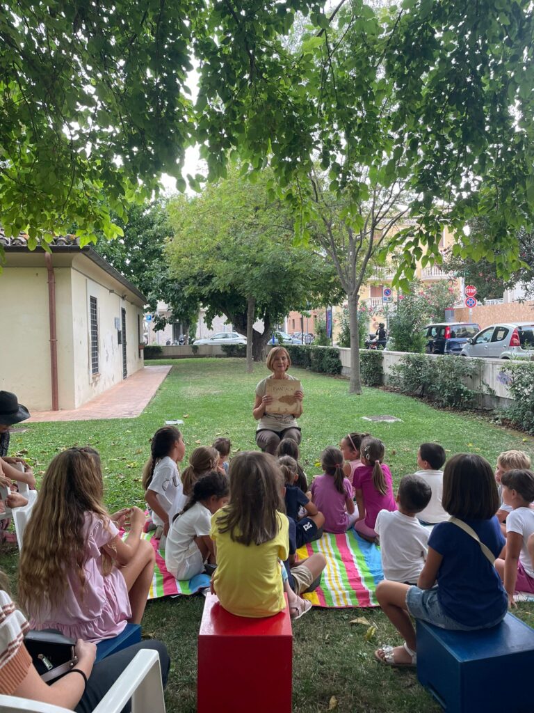 Pineto, “Piantala!”, lettura e laboratori, conquista bambini e famiglie