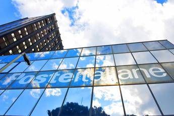 Poste, da Antitrust via libera senza condizioni ad acquisizione del 15% di Tim