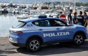 Roma, giallo al porto di Civitavecchia: chef di bordo trovato morto in mare