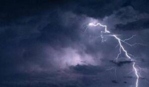 Temporali e grandinate, oggi allerta gialla in 6 regioni del Centro