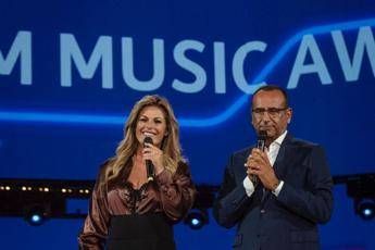 Tim Music Awards 2025, oggi e domani Carlo Conti e Vanessa Incontrada dall’Arena di Verona