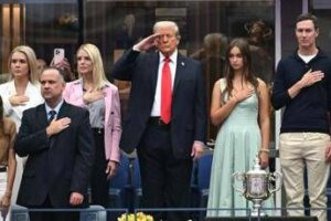 Trump alla finale US Open, ovazioni e ‘buuu’ per presidente