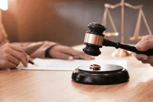 Unioni civili, Cassazione apre ad assegno di divorzio
