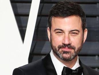 Usa, Kimmel sospeso dalla Abc: a giugno prese la cittadinanza italiana, in fuga da Trump?