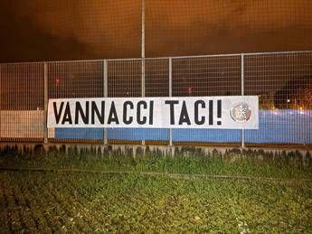 “Vannacci taci!”, CasaPound vs il generale dopo le sue frasi sullo sgombero