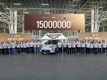 BYD raggiunge quota 15 milioni di veicoli a nuova energia