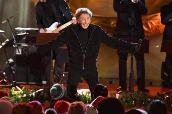 Barry Manilow annuncia lo stop: “Ho un tumore al polmone sinistro”
