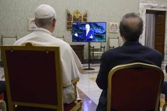 Benigni torna in tv: “San Pietro mio migliore amico, primo follower di Gesù”
