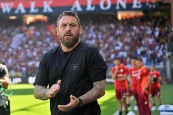 De Rossi all’Olimpico per Roma-Genoa, il legame con i tifosi e un torto difficile da sanare