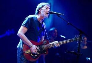 È morto Chris Rea, la voce di ‘Josephine’ e ‘Driving Home for Christmas’ aveva 74 anni