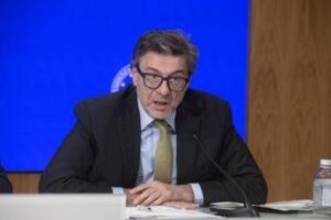 Governo, ok Cdm a nuovo Dfp. Giorgetti: “Non escluderei Italia si muova sola su scostamento”