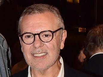 “Il bello di creare sogni con i capelli delle star”, Roberto D’Antonio si racconta a Vanzina