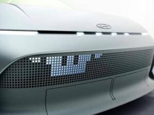 Il nuovo volto di Hyundai: anteprima della Concept THREE